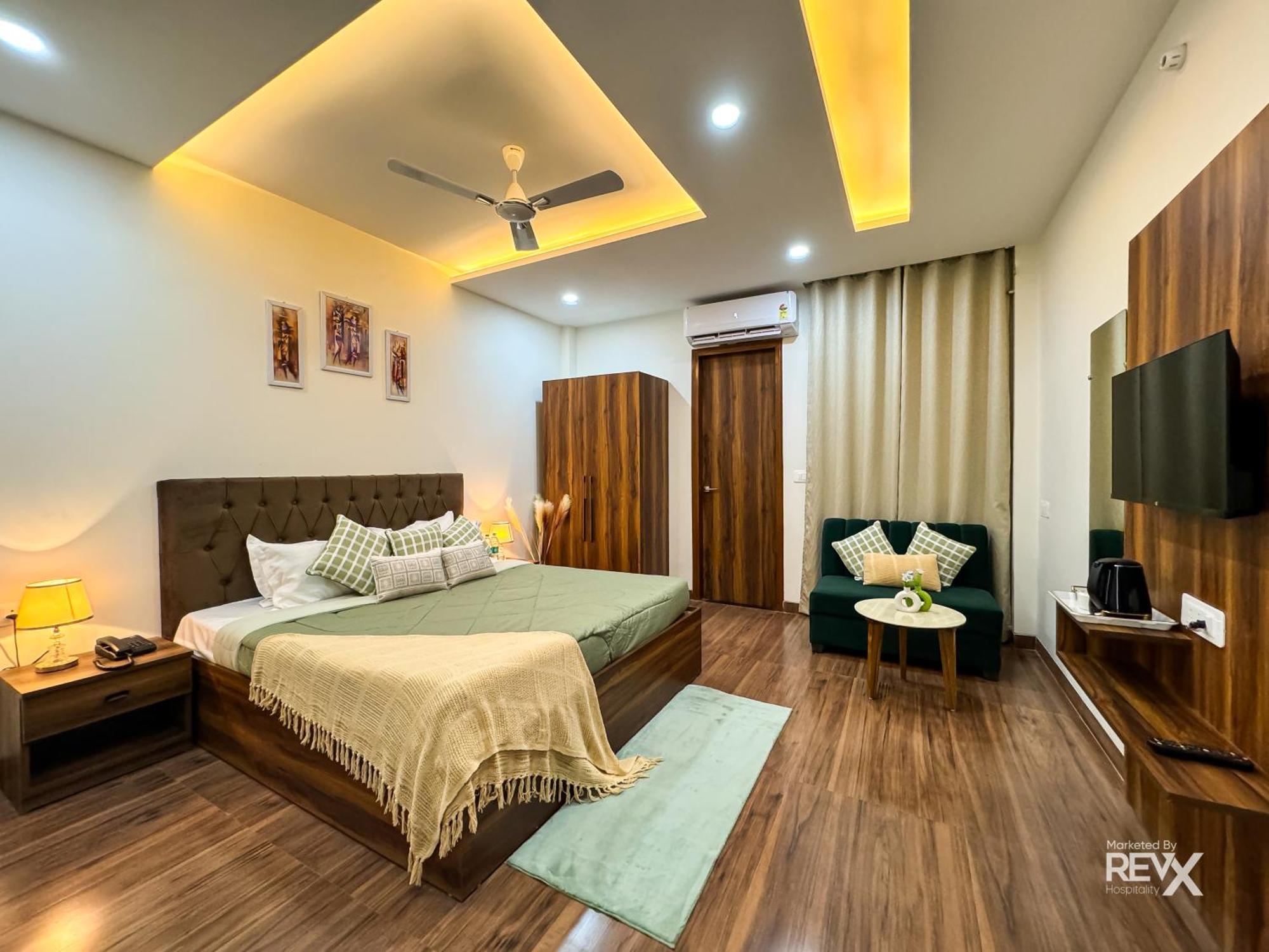 Guru Sadan A Luxe Stay Ayodhya ภายนอก รูปภาพ
