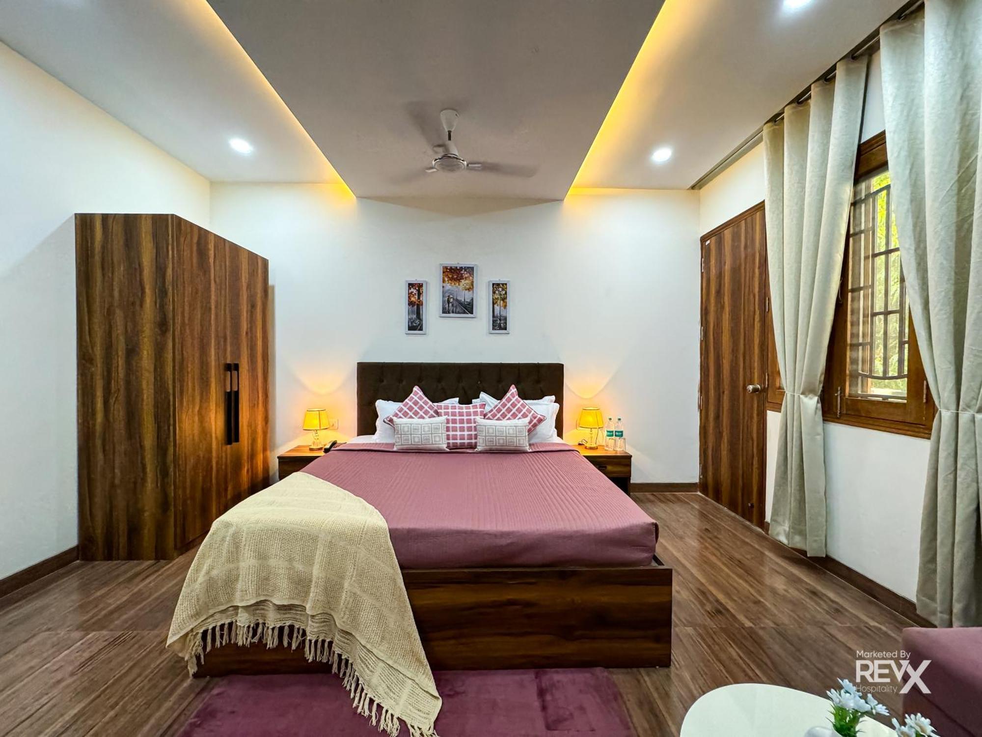 Guru Sadan A Luxe Stay Ayodhya ภายนอก รูปภาพ