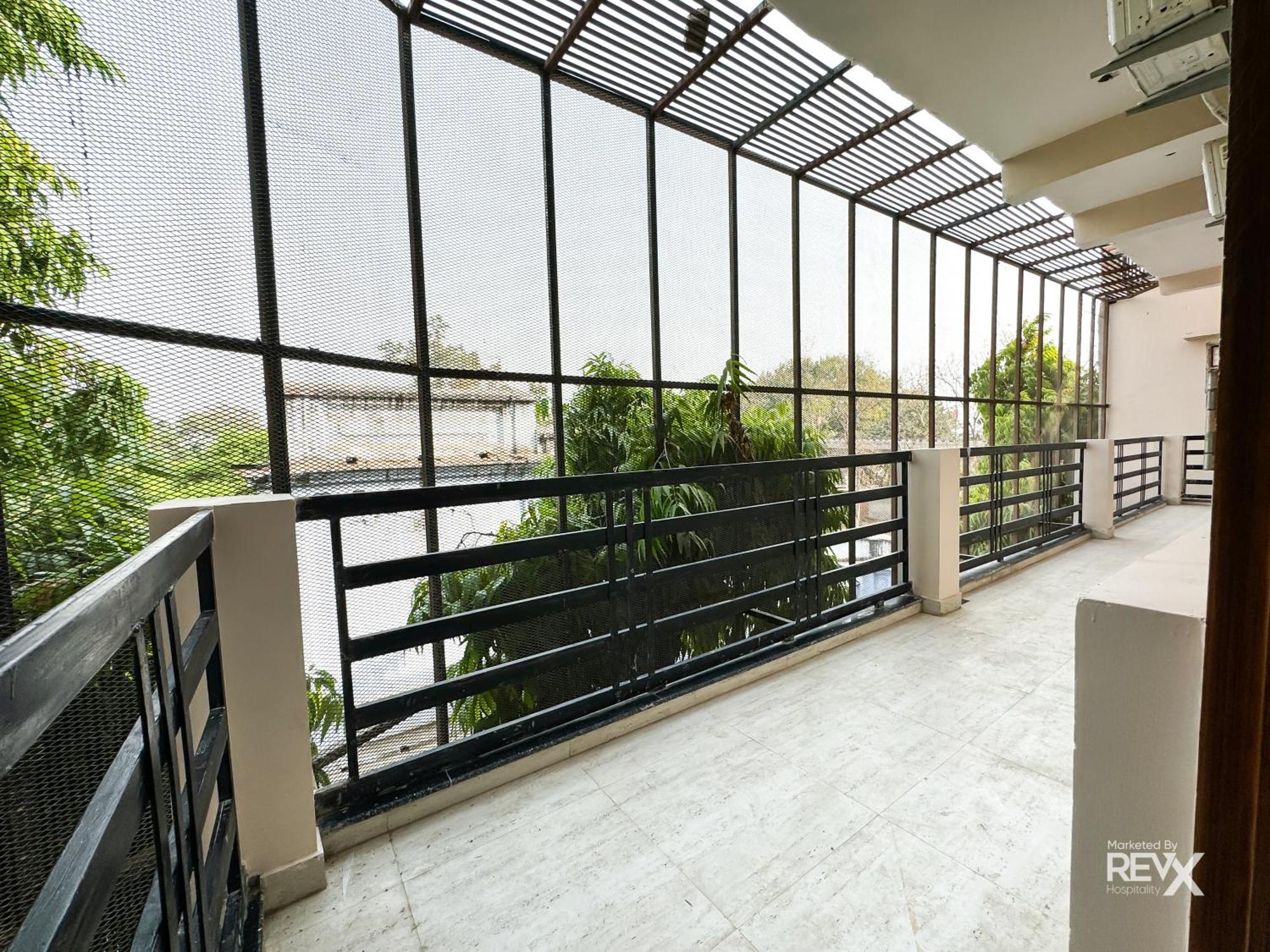 Guru Sadan A Luxe Stay Ayodhya ภายนอก รูปภาพ
