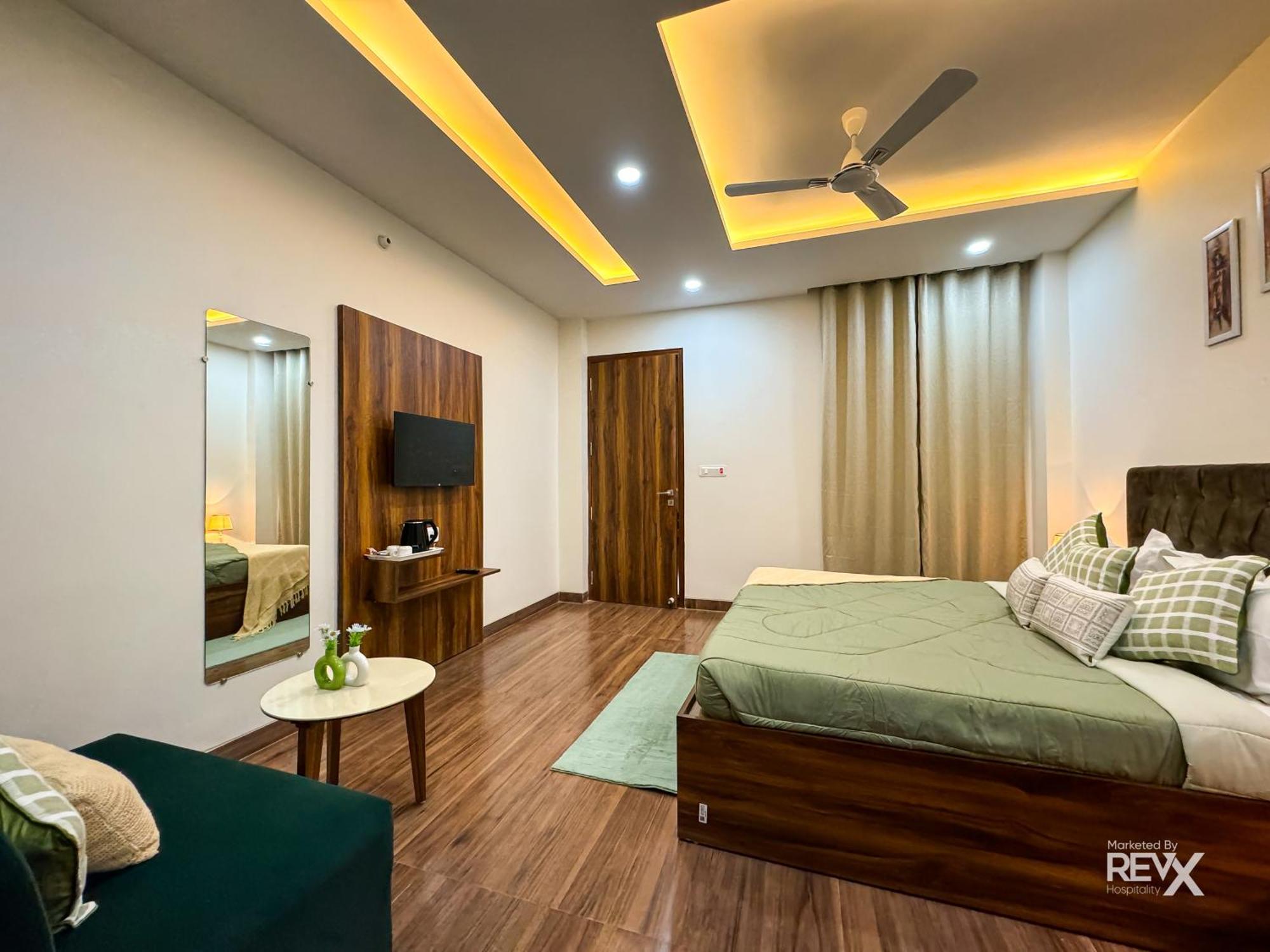 Guru Sadan A Luxe Stay Ayodhya ภายนอก รูปภาพ
