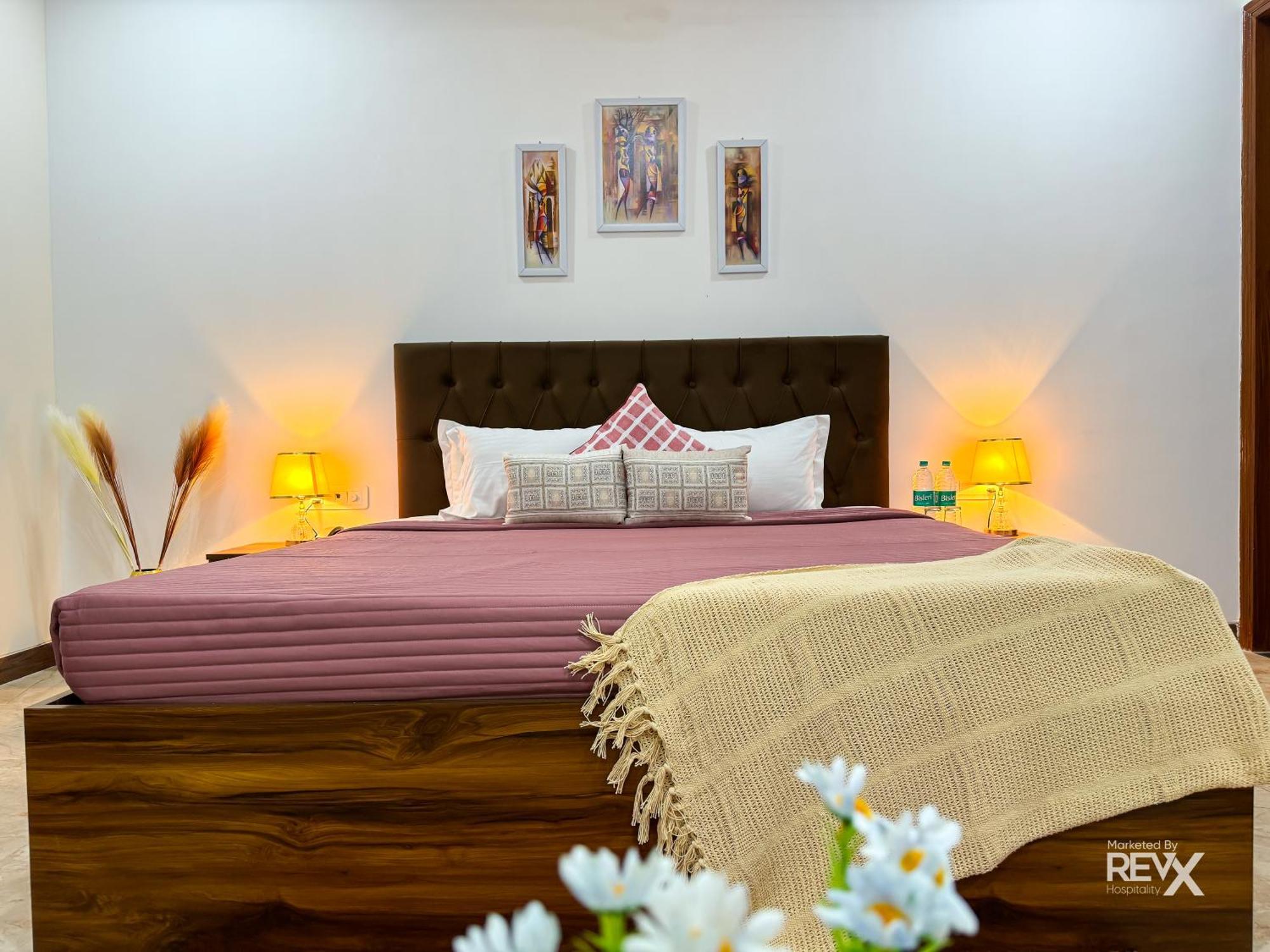 Guru Sadan A Luxe Stay Ayodhya ภายนอก รูปภาพ