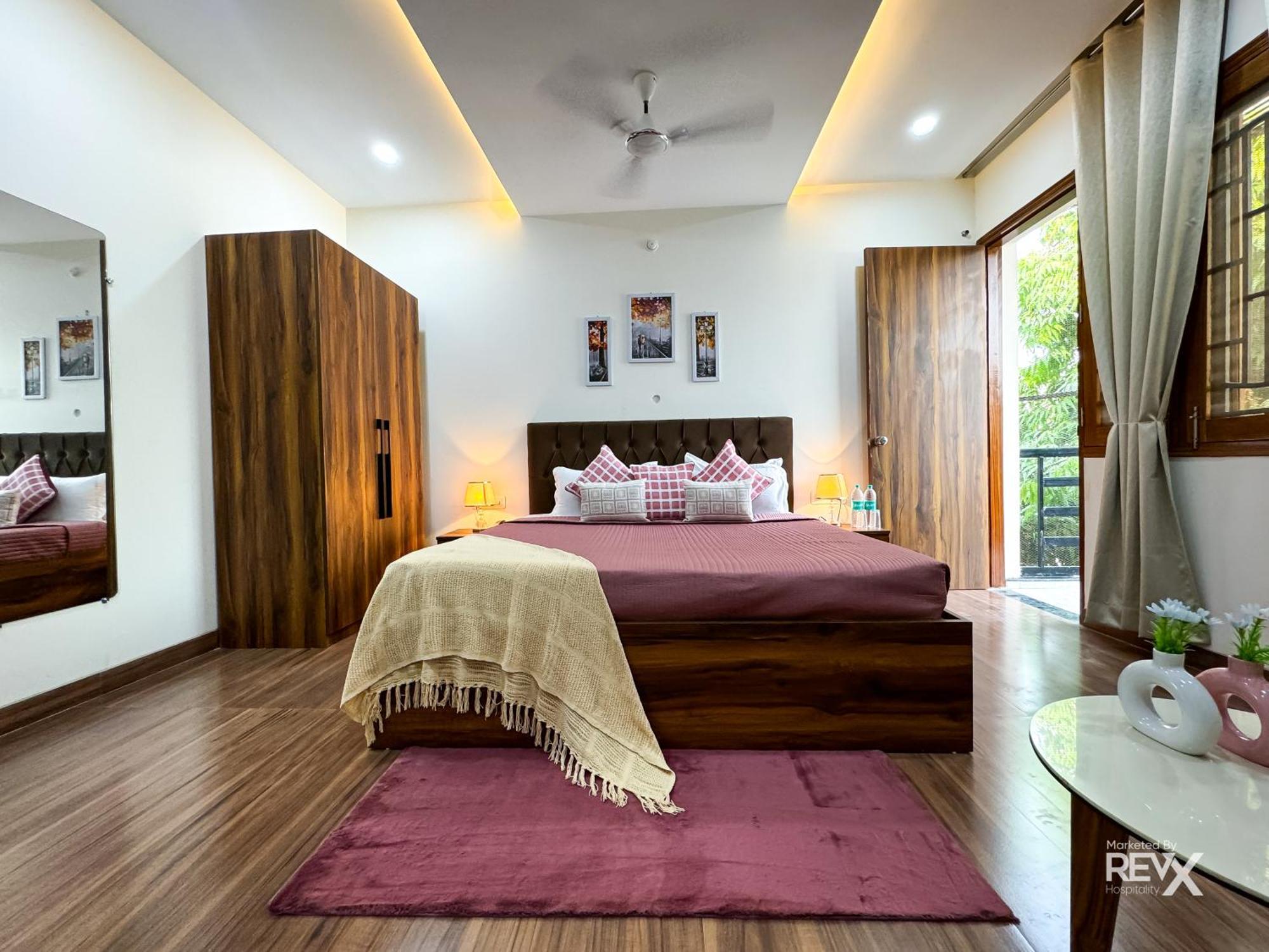 Guru Sadan A Luxe Stay Ayodhya ภายนอก รูปภาพ