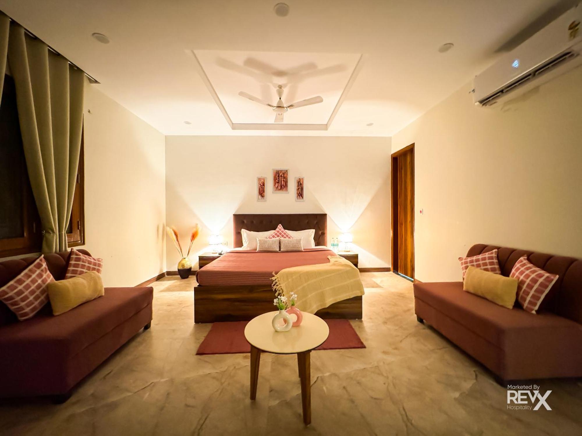 Guru Sadan A Luxe Stay Ayodhya ภายนอก รูปภาพ