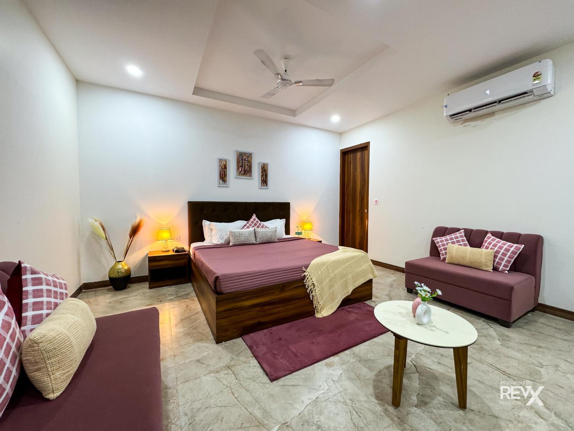 Guru Sadan A Luxe Stay Ayodhya ภายนอก รูปภาพ